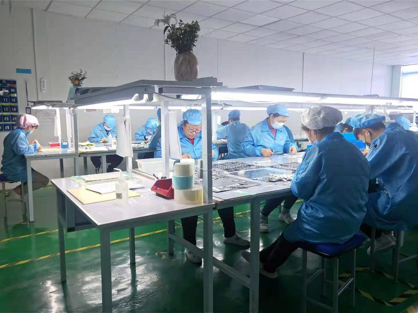 電鑄標(biāo)牌廠家車間